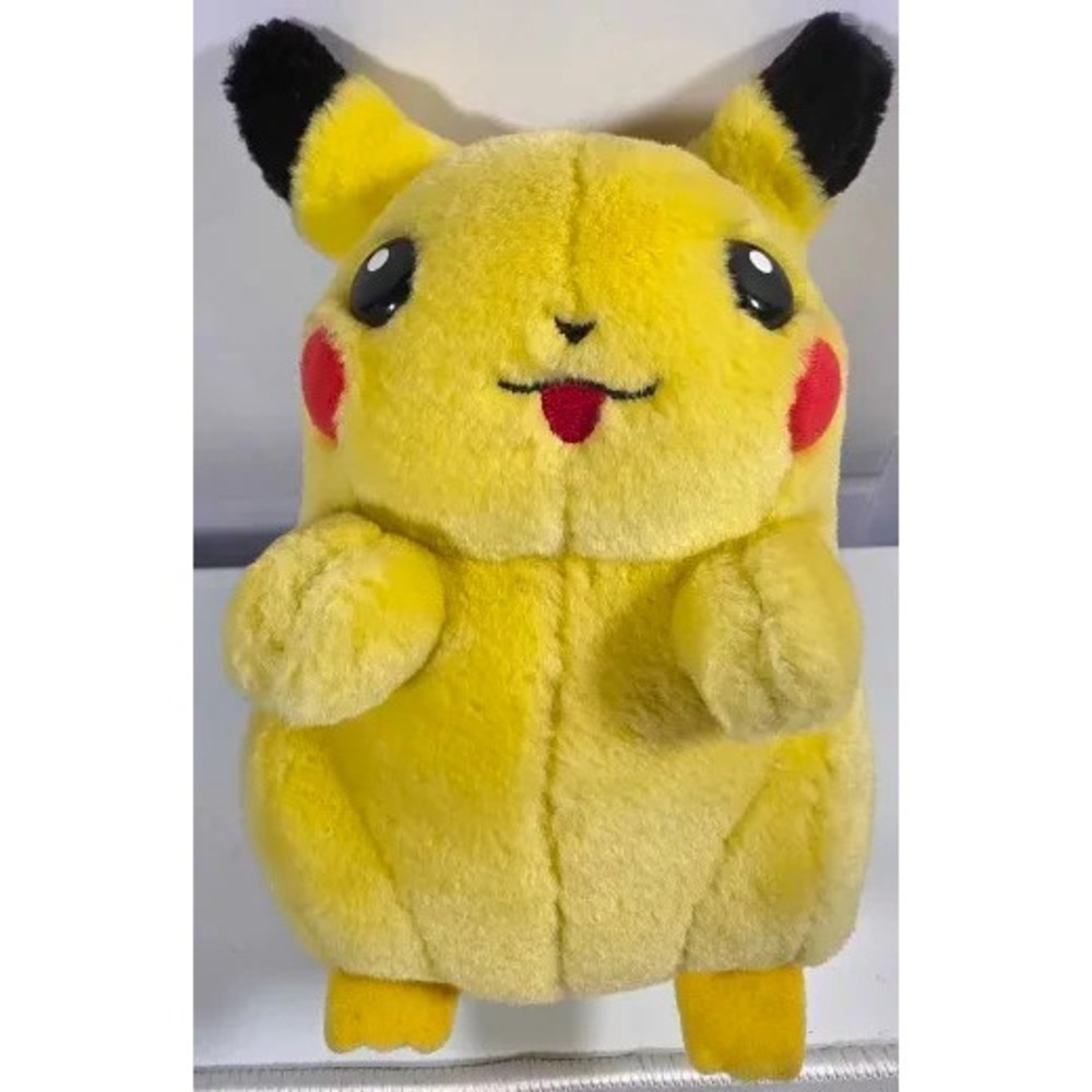 2004 Pokemon Hasbro Electronic I Choose You Pikachu Plush